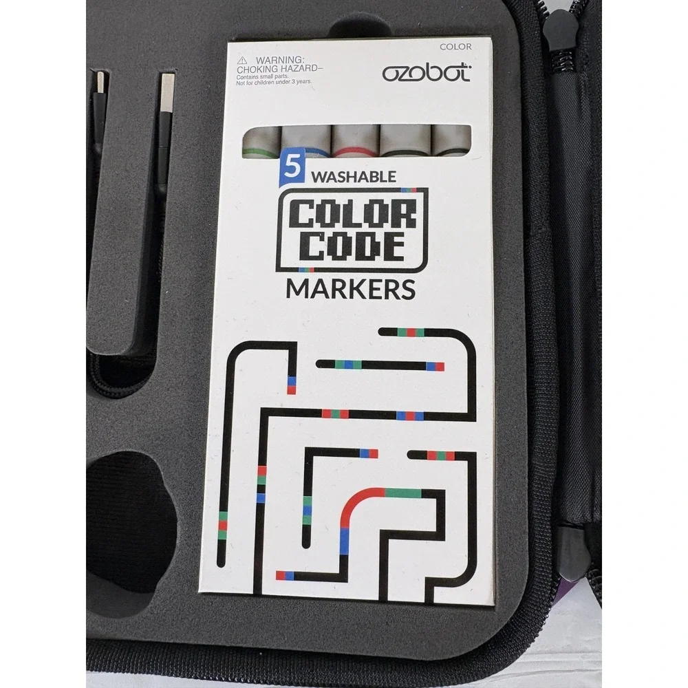 Ozobot Ari Hard Cover Case with Markers, USB Adapter & Book - Robot not Included